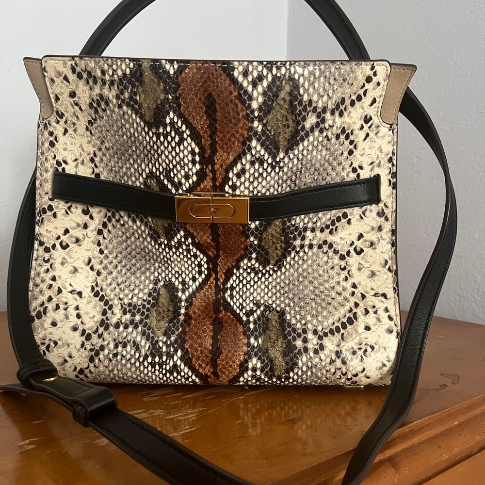 TORY BURCH LEE RADIZWILL excellent condition small snakeskin print bag